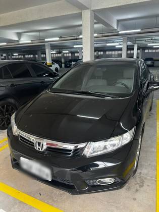 HONDA CIVIC 2.0 LXR 16V FLEX 4P AUTOMÁTICO HONDA CIVIC 2.0 LXR 16V FLEX 4P AUTOMÁTICO